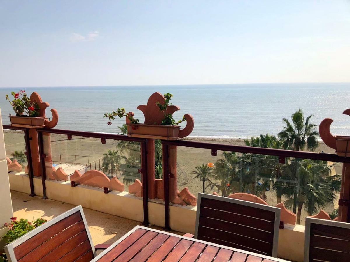 Atico-Duplex Primera Linea De Playa En El Centro De เอสเตโปนา ภายนอก รูปภาพ